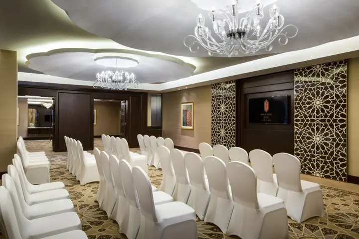 Абу-Даби: Bab Al Qasr Hotel