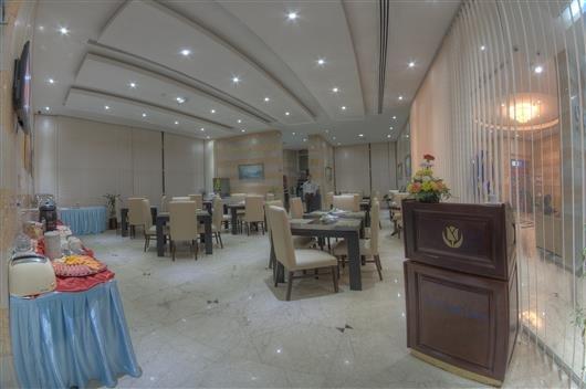 Аджман: Tulip Inn Royal Suites