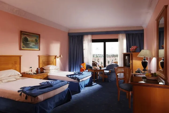 Хургада: Almas Palace Resort (Families & Couples Only)