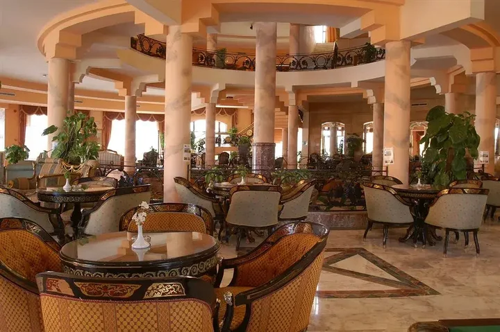 Хургада: Almas Palace Resort (Families & Couples Only)