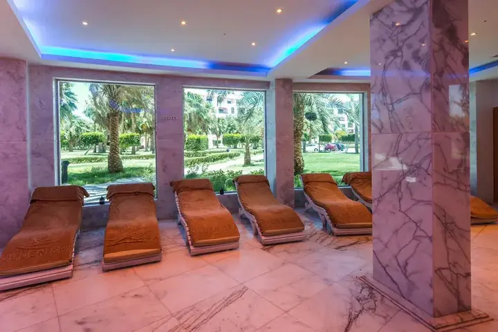 Хургада: Almas Palace Resort (Families & Couples Only)