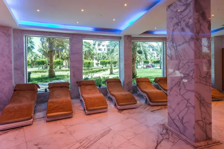 Хургада: Almas Palace Resort (Families & Couples Only)