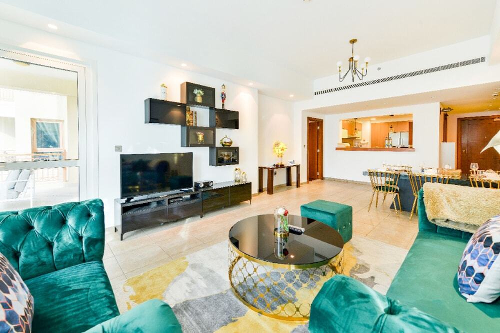 Дубай: Marvelous 2BR Apt. in Palm Jumeirah