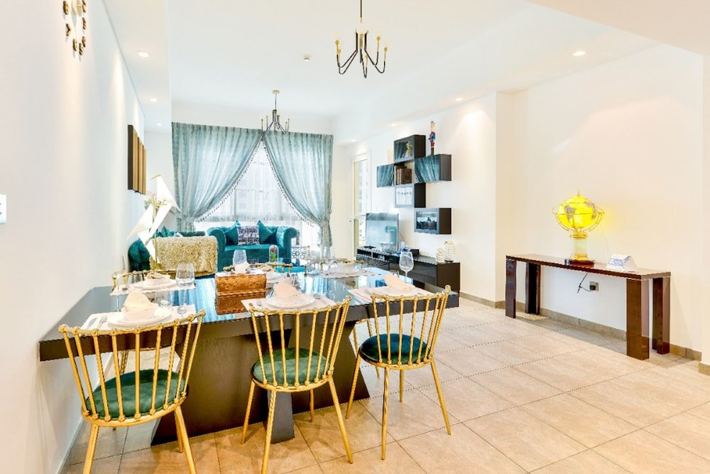 Дубай: Marvelous 2BR Apt. in Palm Jumeirah