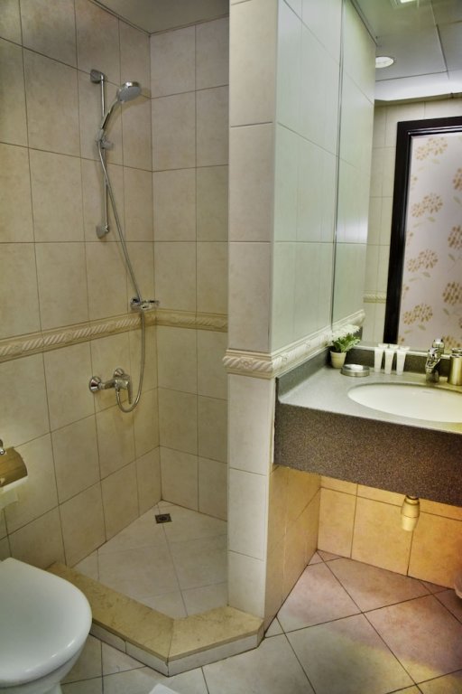Дубай: Luxury 4BR Apartment in Horizon Towers
