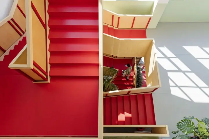 Тбилиси: Fabrika Hostel & Suites - хостел