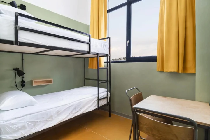 Тбилиси: Fabrika Hostel & Suites - хостел