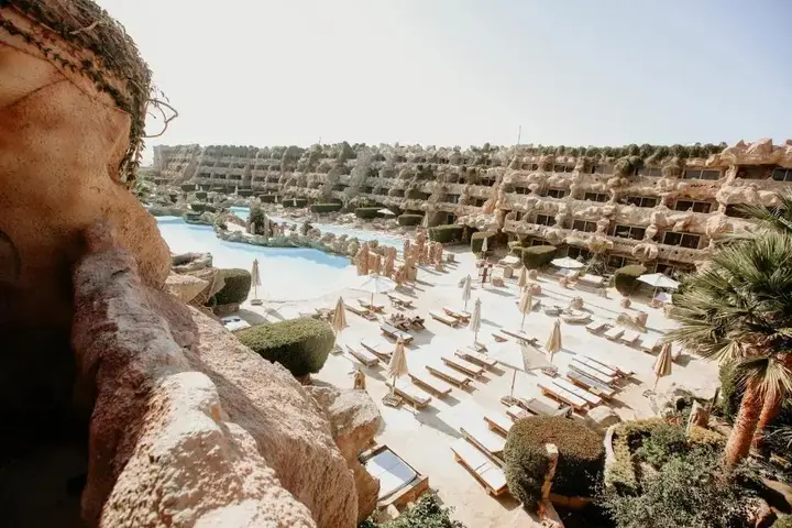 Хургада: Caves Beach Resort - Adults Only