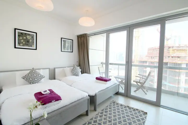 Дубай: Kennedy Towers - 8 Boulevard Walk