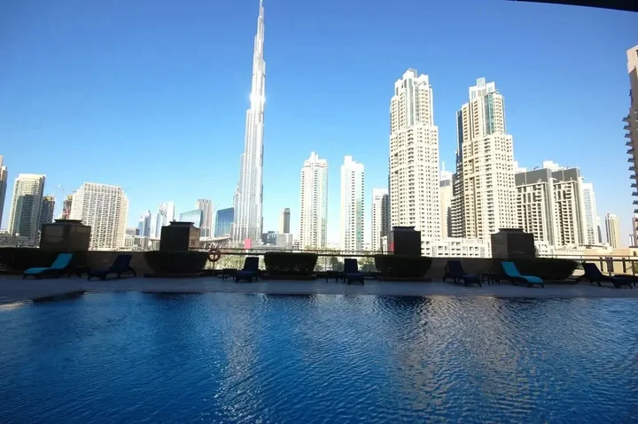 Дубай: Kennedy Towers - 8 Boulevard Walk