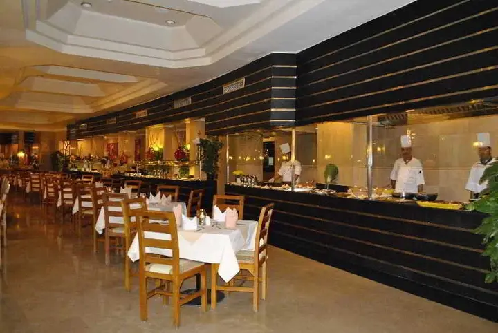 Шарм-эш-Шейх (Шарм-эль-Шейх): Seti Sharm Palm Beach Resort