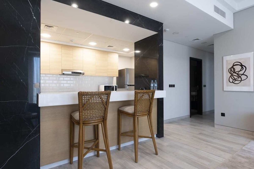 Дубай: Gorgeous 2Br Apartment Priva Living