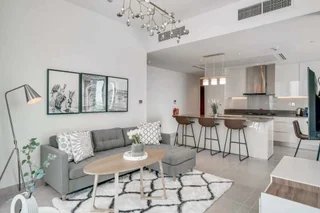 Дубай: Newly Furnished Apartment in Marina Gate 2