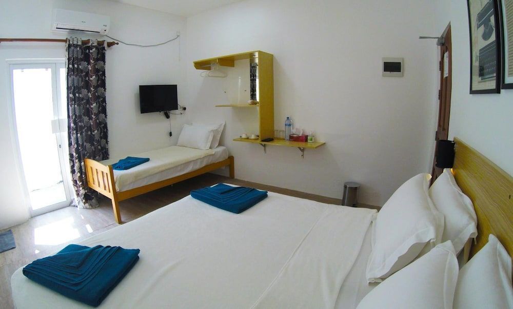 Гураиду (Атолл Каафу): Seginy Seaview Hotel