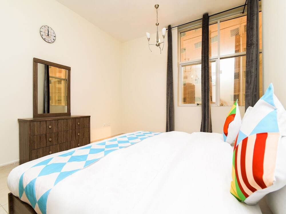 Дубай: OYO Home 257 1BHK AXIS ONE