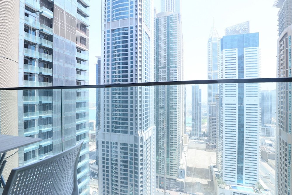 Дубай: OYO Home 258 1BHK Marina Gate 2