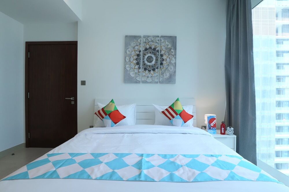 Дубай: OYO Home 258 1BHK Marina Gate 2
