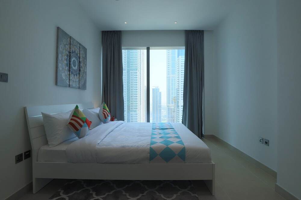 Дубай: OYO Home 258 1BHK Marina Gate 2