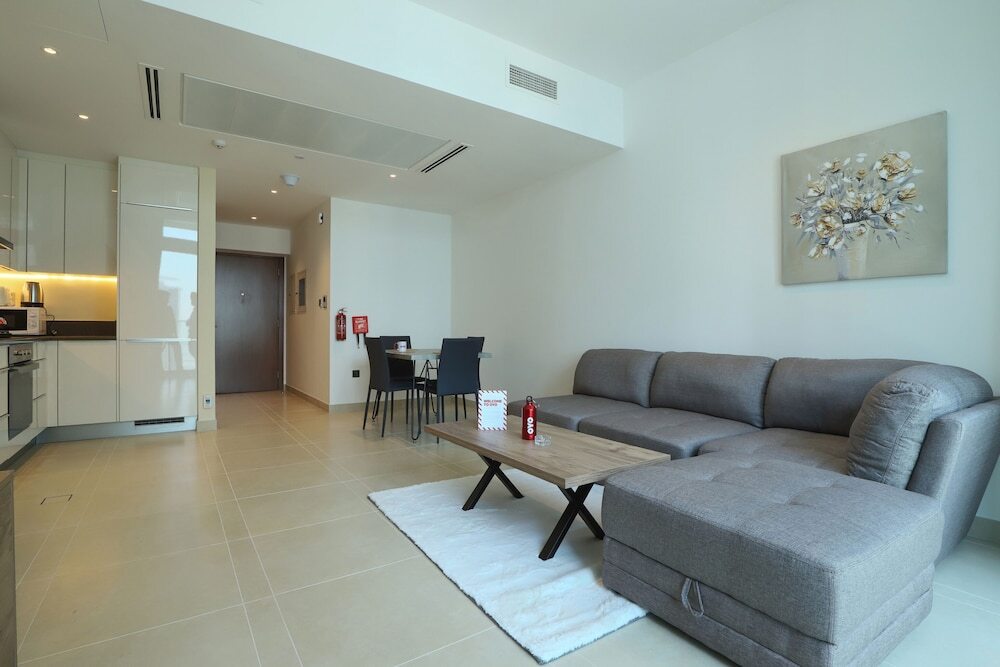 Дубай: OYO Home 258 1BHK Marina Gate 2