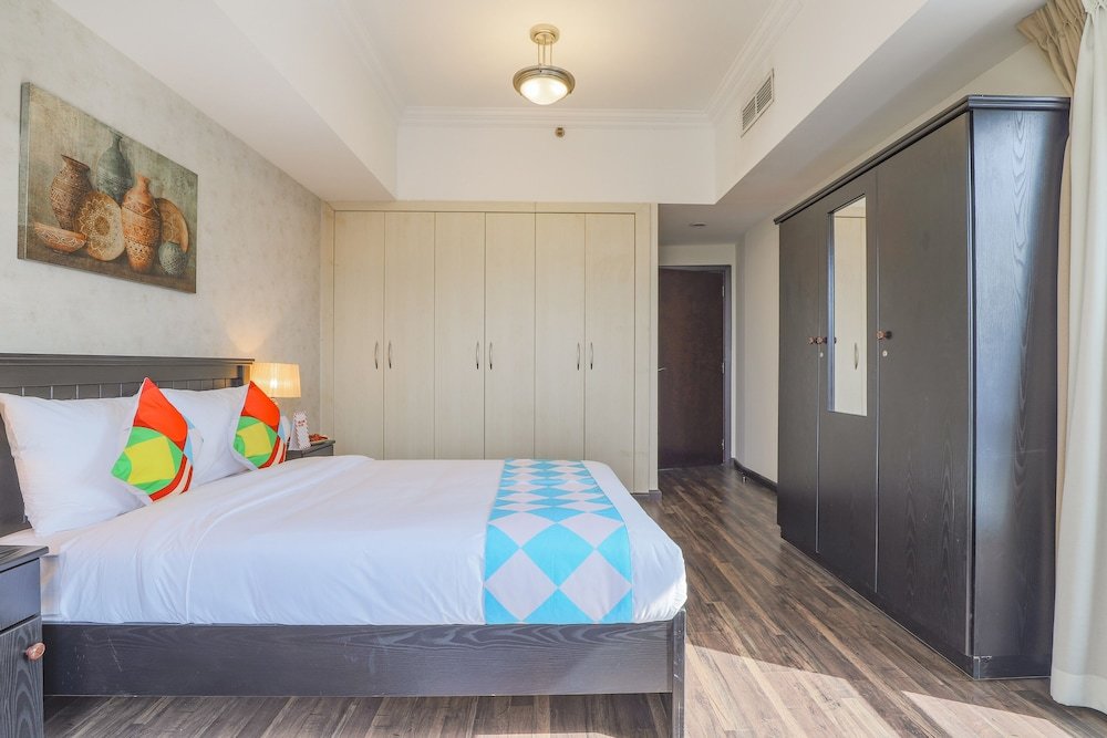 Дубай: OYO Home 300 2BHK Al Waleed Paradise JLT