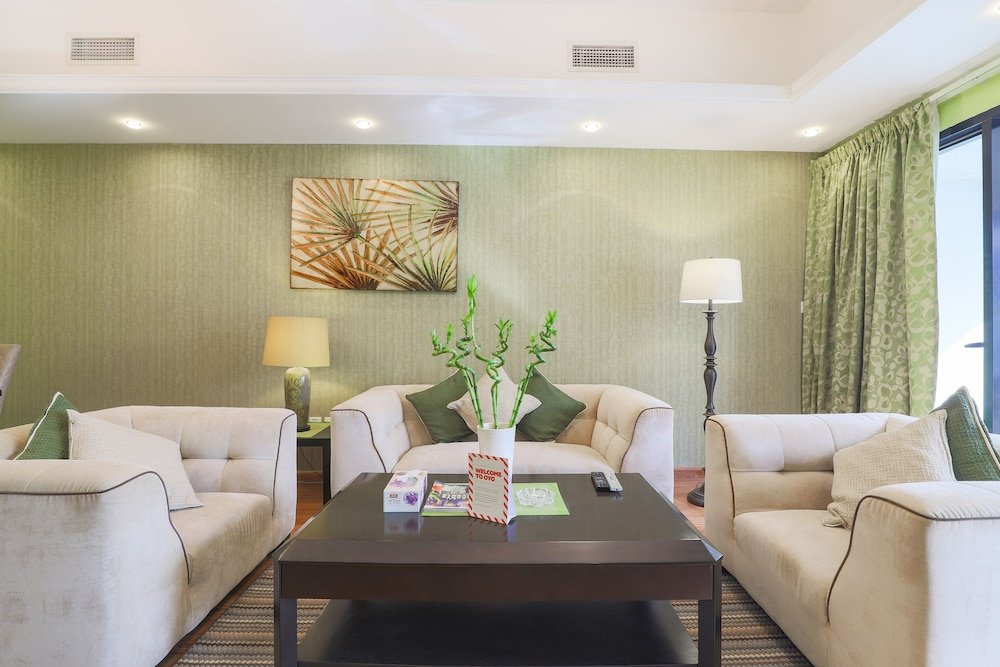Дубай: OYO Home 300 2BHK Al Waleed Paradise JLT
