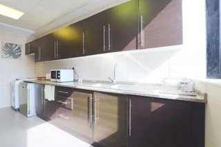 Дубай: OYO Home 300 2BHK Al Waleed Paradise JLT