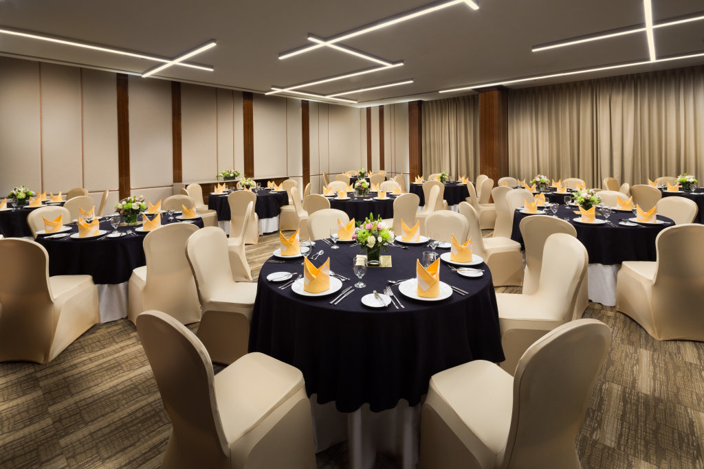 Дубай: Millennium Place Barsha Heights Hotel