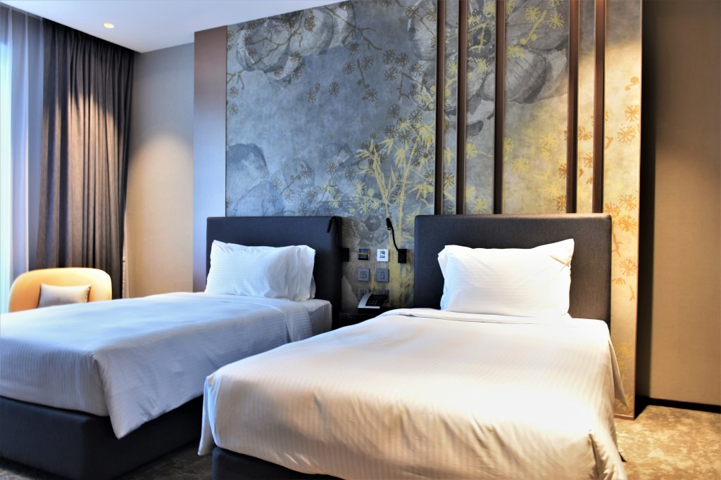 Дубай: Millennium Place Barsha Heights Hotel