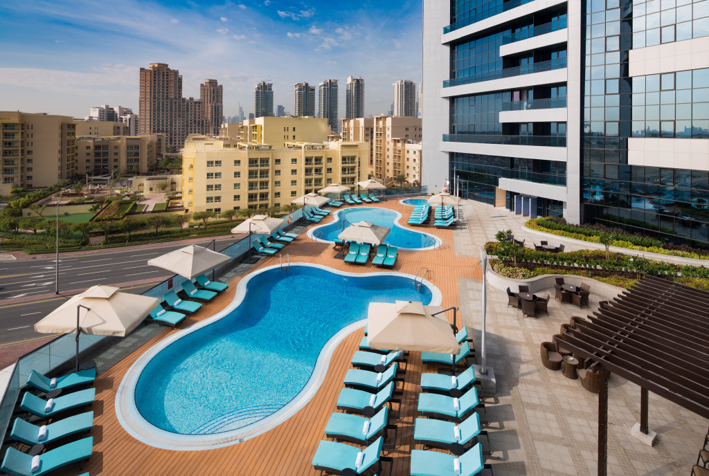 Дубай: Millennium Place Barsha Heights Hotel