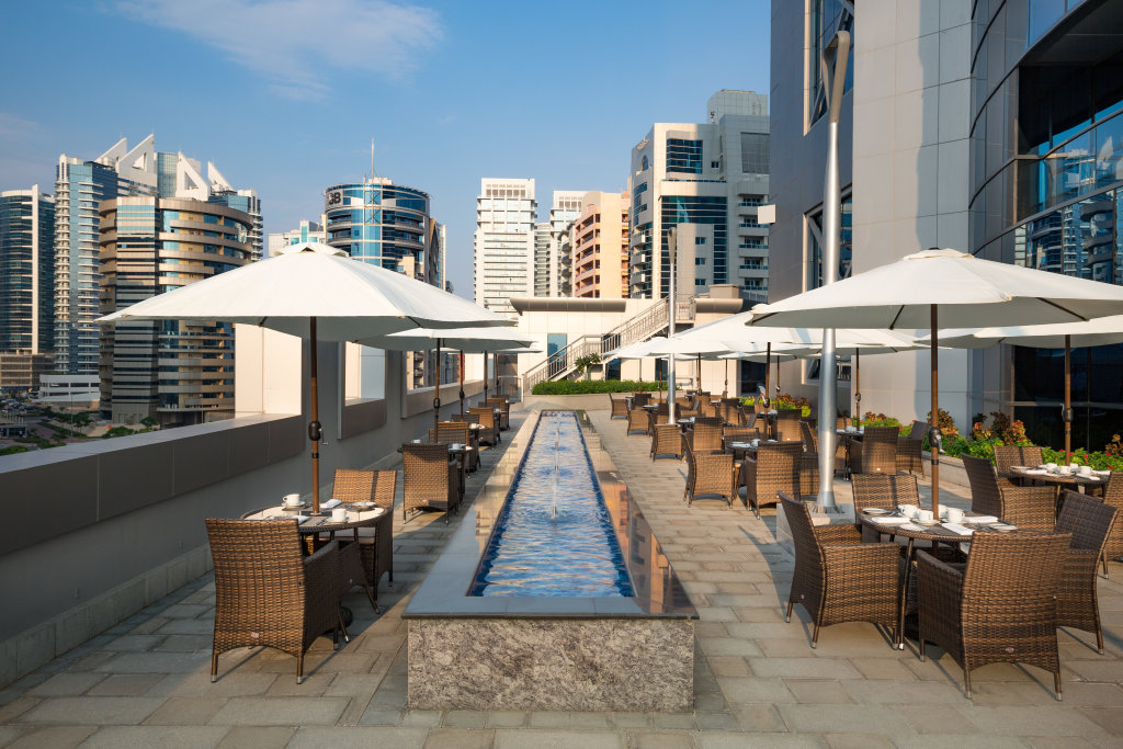Дубай: Millennium Place Barsha Heights Hotel