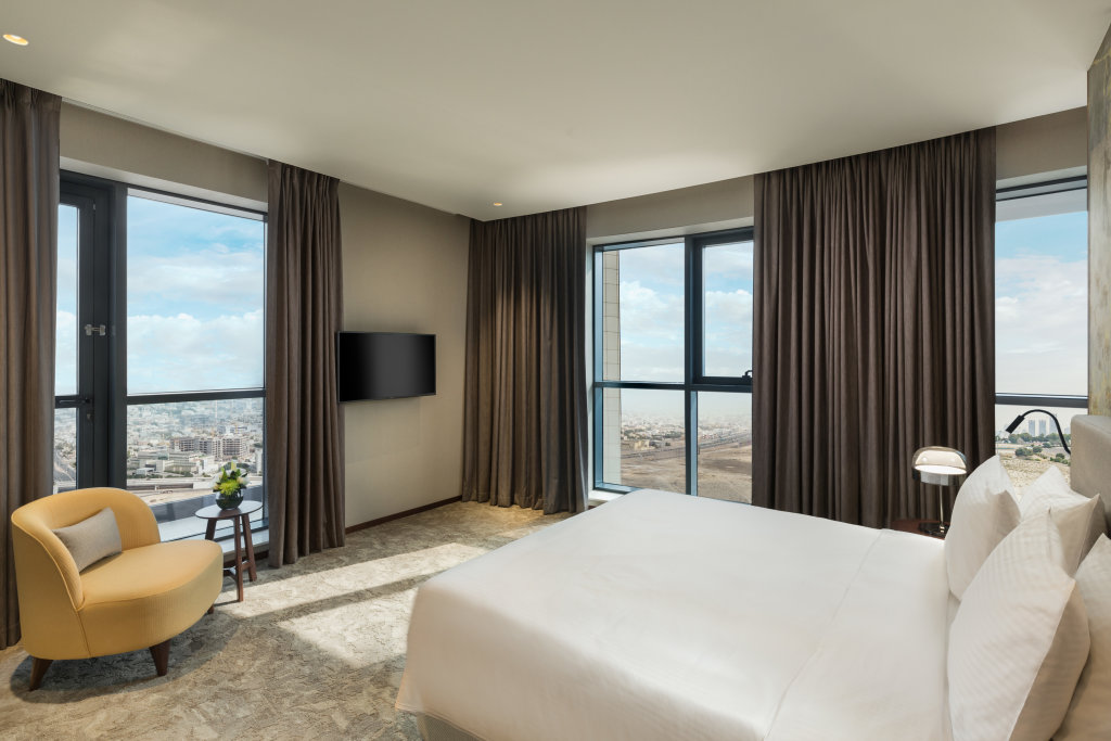 Дубай: Millennium Place Barsha Heights Hotel