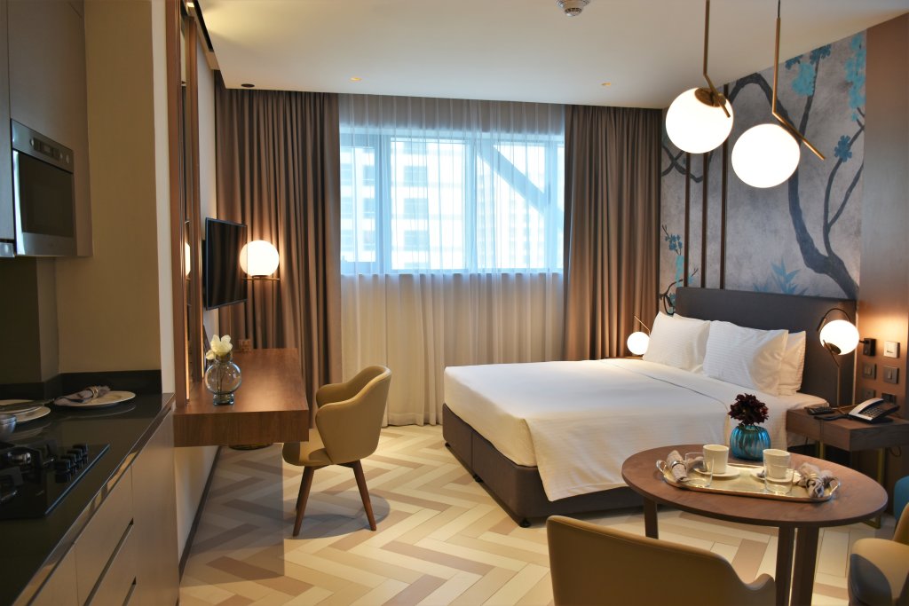 Дубай: Millennium Place Barsha Heights Hotel