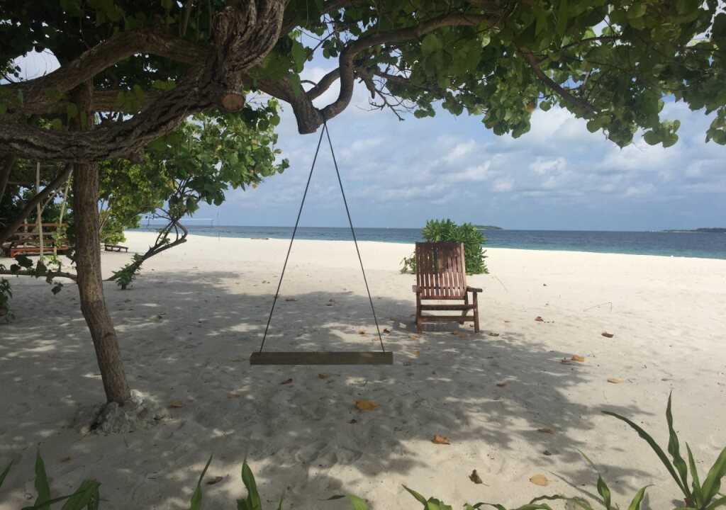 Атолл Баа: Отель Ithaa Inn Kamadhoo