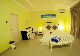 Атолл Баа: Отель Ithaa Inn Kamadhoo