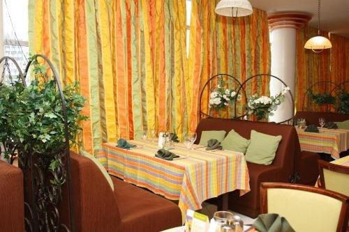Жлобин: Slavinasport Hotel
