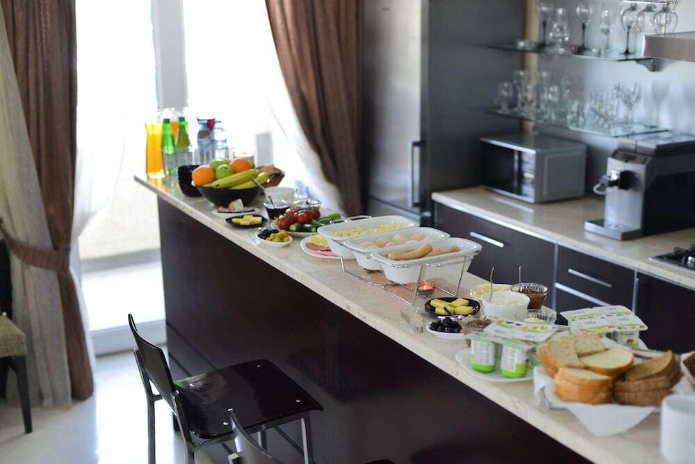 Баку: Отель Check-in TERRACE
