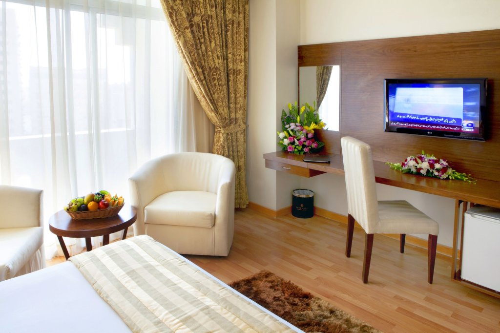 Дубай: Landmark Hotel Baniyas
