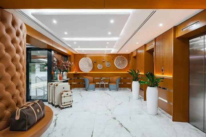 Дубай: Golden Sands 5