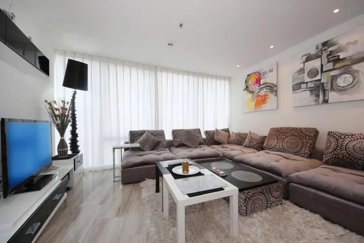 Дубай: Signature Holiday Homes Dubai