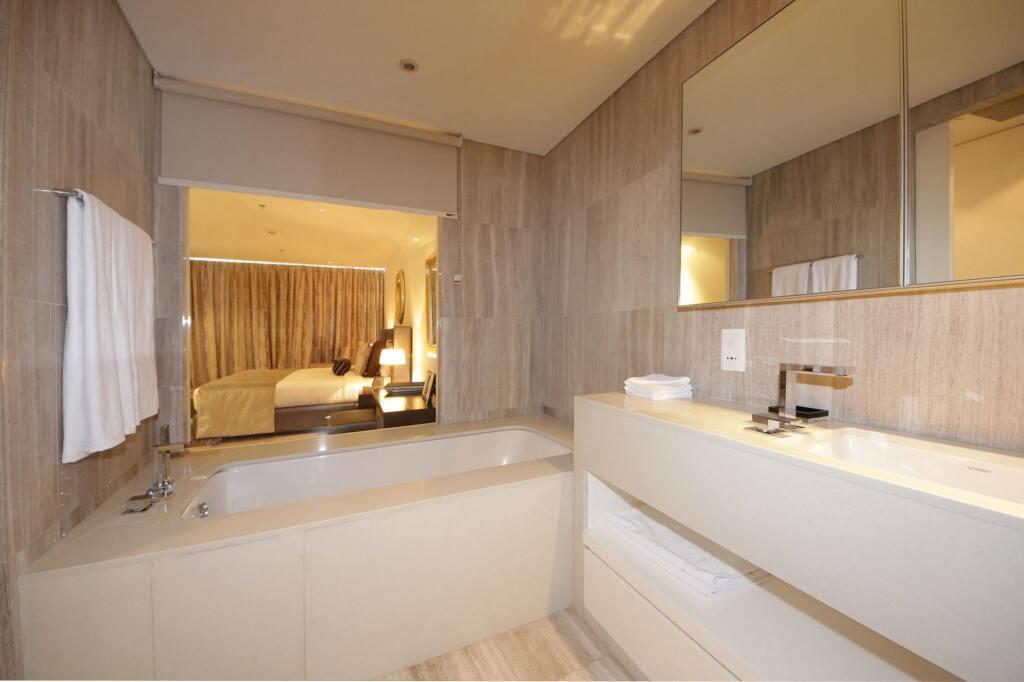 Дубай: Signature Holiday Homes Dubai