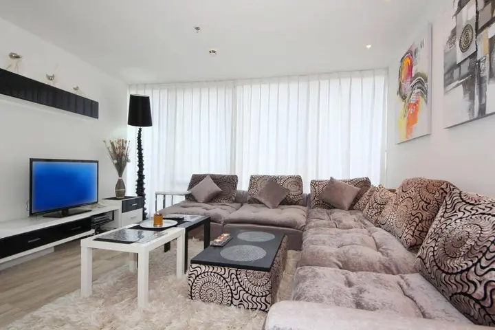 Дубай: Signature Holiday Homes Dubai