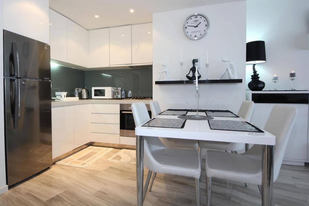 Дубай: Signature Holiday Homes Dubai
