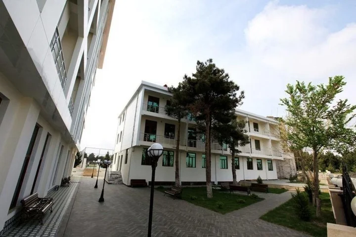 Нафталан: Kapaz sanatorium