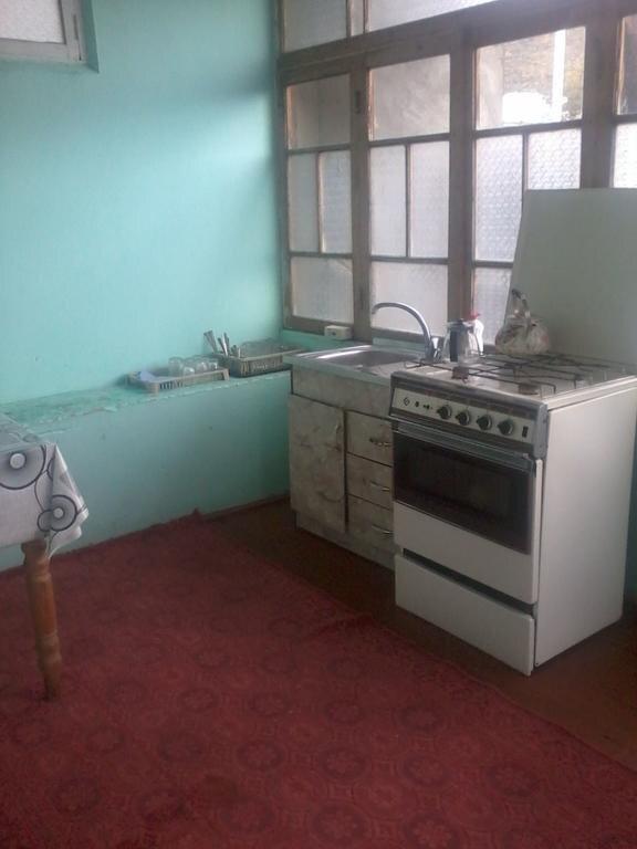 Шеки: Tehran House