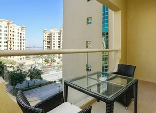 Дубай: Kennedy Towers - Al Anbara