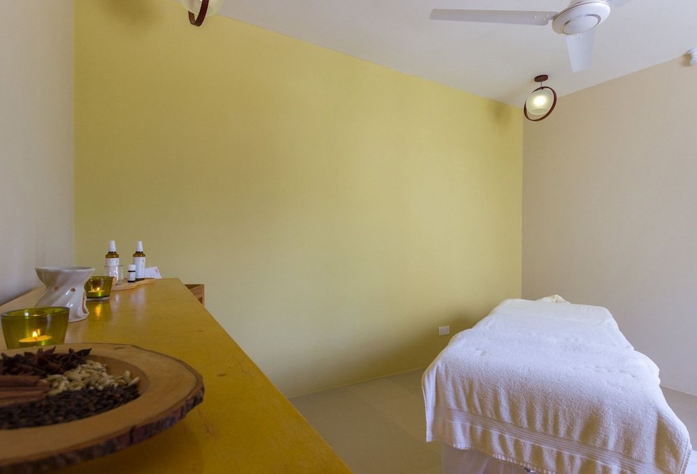 Дигура: Dhigurah Retreat Beach