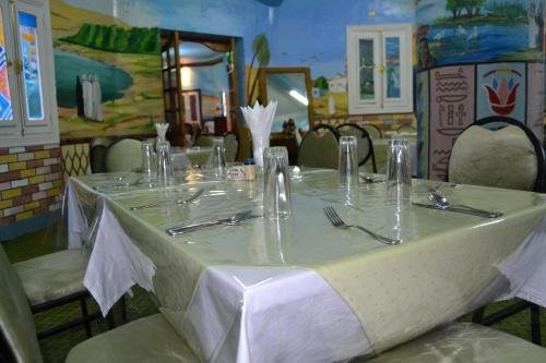 Абу-Симбел: Tuya Hotel