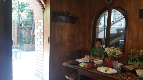 Батуми: Guest House on Saakadze 9