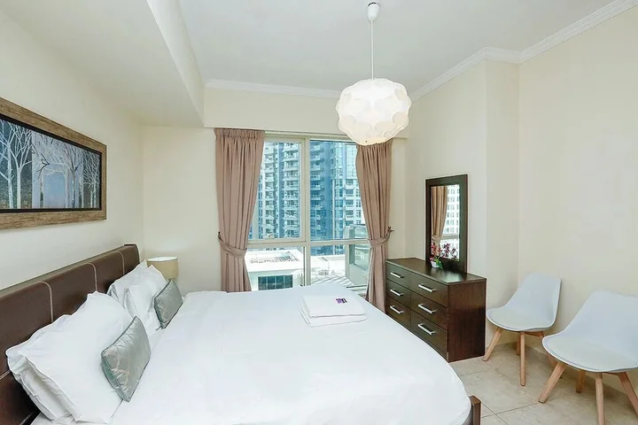 Дубай: Kennedy Towers - Al Majara