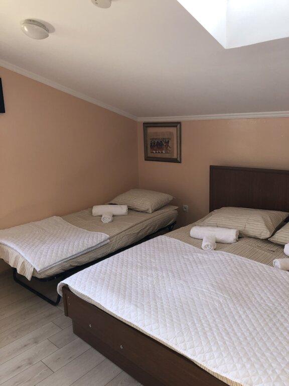 Уреки: Villa Gardenia Ureki